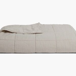 Parachute NWT Linen Box Quilt Queen size $309 Bone Color